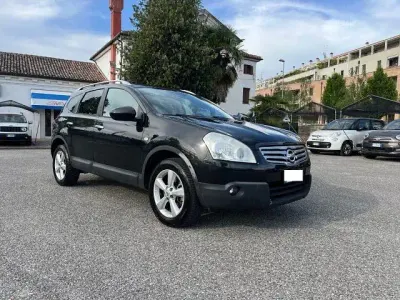 Usata Nissan Qashqai +2 Tekna 150 CV (110 kW) 2009 Nero SUV