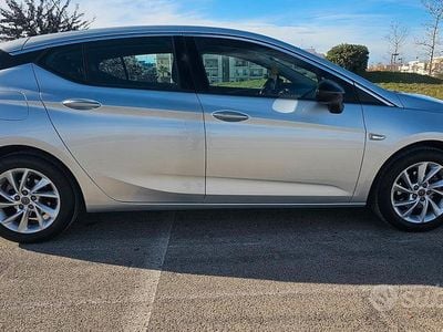 Usata Opel Astra Business Elegance 122 CV (89 kW) 2021 Berlina