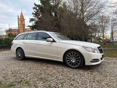 Mercedes E200