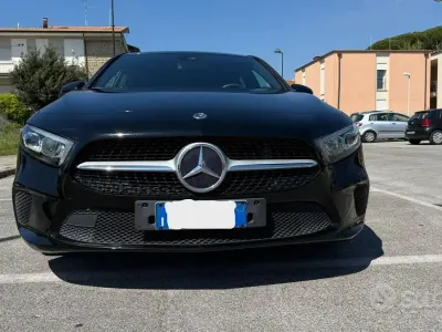 Usata Mercedes 180 116 CV (85 kW) 2022 Nero Berlina
