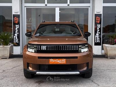 Nuova Fiat Grande Panda La Prima 101 CV (74 kW) 2025 Marrone Utilitaria