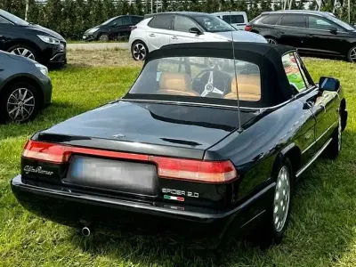 Usata Alfa Romeo Spider 120 CV (88 kW) 1992 Nero Cabrio