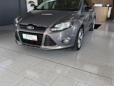 Usata Ford Focus Titanium 163 CV (119 kW) 2012 Grigio Berlina