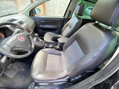 Usata Fiat Croma 150 CV (110 kW) 2007 Nero Station wagon