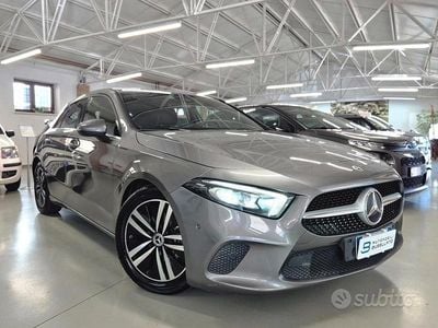 Usata Mercedes A180 115 CV (84 kW) 2019 Grigio Berlina