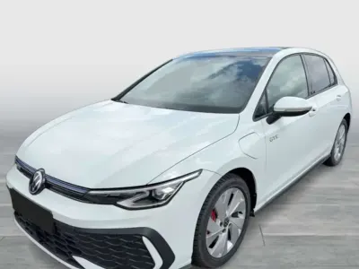 Usata VW Golf GTE 272 CV (200 kW) 2025 Bianco Monovolume