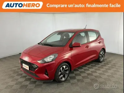 Usata Hyundai i10 67 CV (49 kW) 2023 Rosso Utilitaria