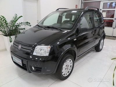 Usata Fiat Panda 4x4 Climbing 60 CV (44 kW) 2008 Nero Utilitaria