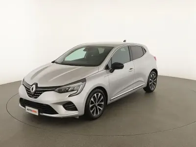 Usata Renault Clio Techno 91 CV (66 kW) 2023 Argento Utilitaria