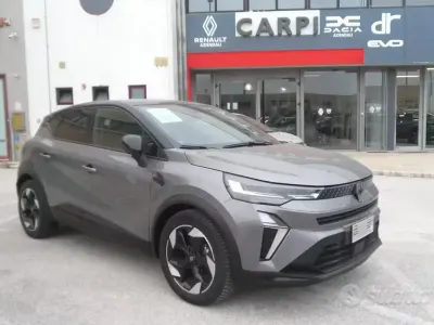Usata Renault Captur Techno 91 CV (66 kW) 2025 Grigio SUV