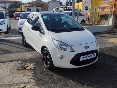 Usata Ford Ka Titanium 69 CV (50 kW) 2016 Bianco Berlina