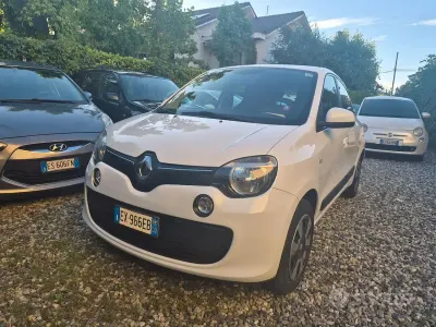 Usata Renault Twingo SE 69 CV (50 kW) 2015 Bianco Utilitaria