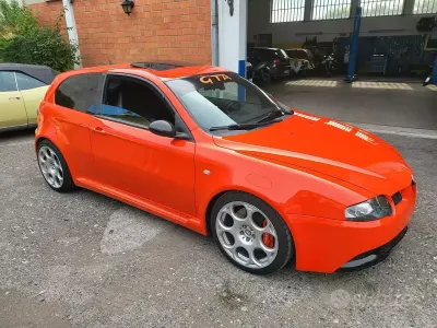 Usata Alfa Romeo 147 GTA 250 CV (183 kW) 2004 Utilitaria