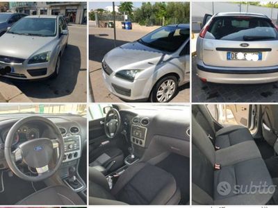 Usata Ford Focus 90 CV (66 kW) 2006 Grigio Berlina