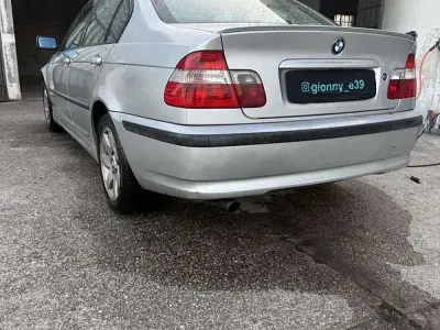 Usata BMW 318 143 CV (105 kW) 2003 Grigio Berlina