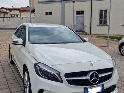 Usata Mercedes A180 109 CV (80 kW) 2018 Bianco Berlina