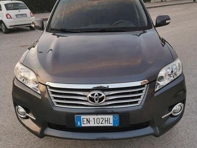 Usata Toyota RAV4 150 CV (110 kW) 2012 Grigio SUV