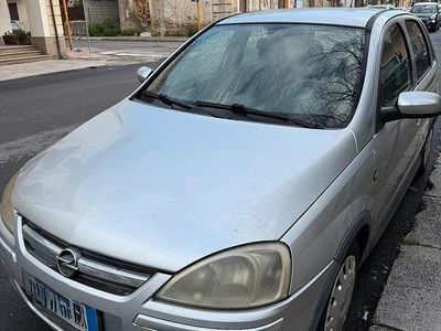 Usata Opel Corsa 75 CV (55 kW) 2003 Grigio Utilitaria