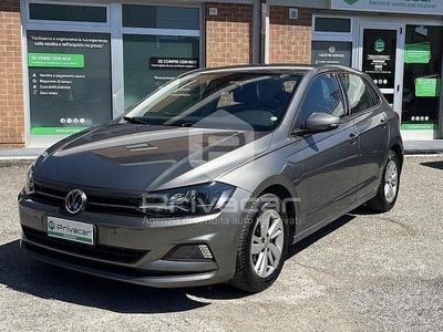 Begagnad VW Polo Comfortline 90 HK (66 kW) 2019 Grå Halvkombi