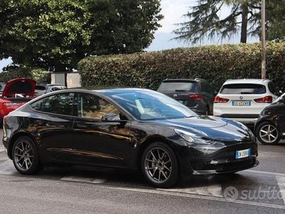 Usata Tesla Model 3 RWD 208 kW (283 CV) 2023 Nero Berlina
