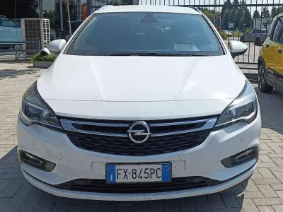 Usata Opel Astra 110 CV (80 kW) 2019 Bianco Station wagon