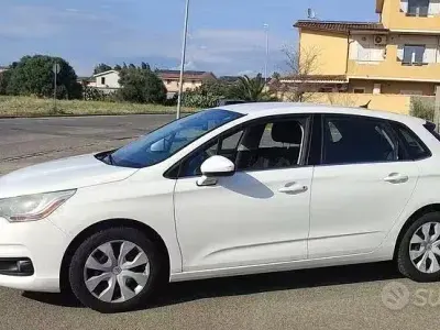Usata Citroën C4 90 CV (66 kW) 2012 Bianco Berlina