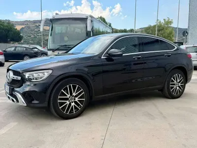 Usata Mercedes GLC200 Premium Plus 163 CV (119 kW) 2020 Nero SUV