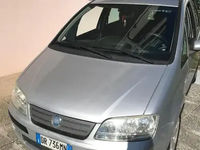 Usata Fiat Idea 90 CV (66 kW) 2008 Monovolume