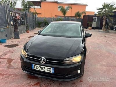 Usata VW Polo Trendline 95 CV (69 kW) 2018 Blu Utilitaria