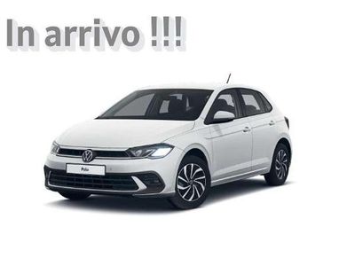 Usata VW Polo Life 95 CV (69 kW) 2023 Grigio Utilitaria