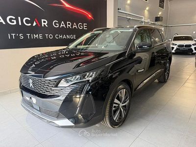 Usado Peugeot 5008 Allure 131 CV (96 kW) 2020 Negro SUV