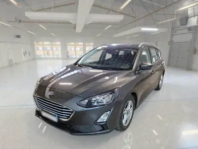 Usata Ford Focus Business Edition 120 CV (88 kW) 2020 Grigio scuro Station wagon
