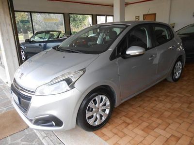 Usata Peugeot 208 Active 74 CV (54 kW) 2017 Grigio Utilitaria
