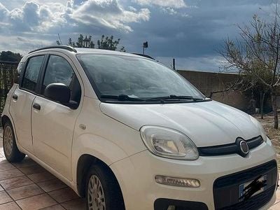 Usata Fiat Panda Lounge 69 CV (50 kW) 2014 Bianco Utilitaria