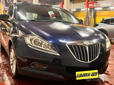 Usata Lancia Delta 120 CV (88 kW) 2011 Blu Utilitaria