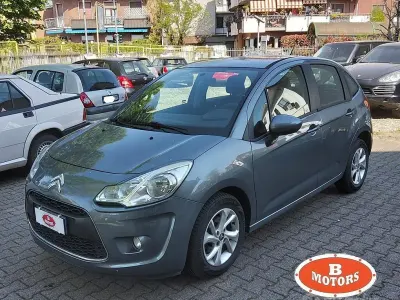 Używany Citroën C3 60 KM (44 kW) 2012 Szary Sedan/Limuzyna