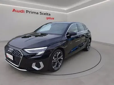 Käytetty Audi A3 Advanced 116 HP (85 kW) 2022 Musta Sedan