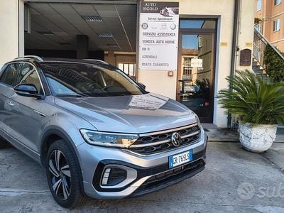 Begagnad VW T-Roc R-line 110 HK (80 kW) 2024 Grå SUV