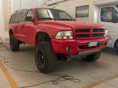Usata Dodge Dakota 1999 Rosso Pick-up
