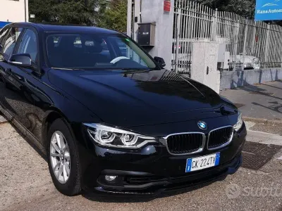 Gebraucht BMW 318 136 PS (100 kW) 2019 Schwarz Kombi