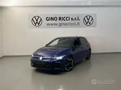 Nuova VW Golf VIII R-line Plus 150 CV (110 kW) 2026 Bluazzurro Berlina
