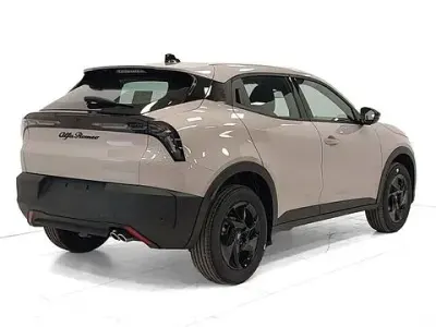 Nuova Alfa Romeo GT Junior 145 CV (106 kW) 2025 SUV