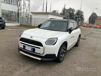 Usata Mini Countryman Favoured 150 kW (204 CV) 2025 Bianco SUV