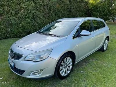 usata Opel Astra 1.7 CDTI 110CV Sports Tourer Cosmo