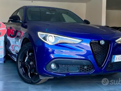 Usata Alfa Romeo Stelvio Ti 209 CV (153 kW) 2022 Bluazzurro SUV