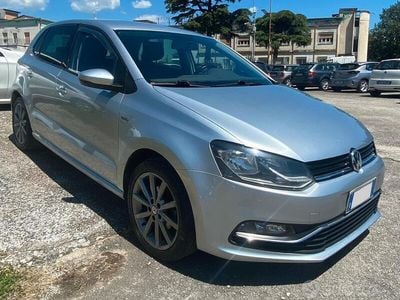 Grigio Usata 2015 VW Polo Berlina | 8000 € (Buon prezzo)