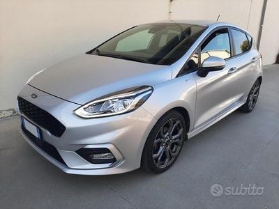 Usata Ford Fiesta ST-Line 86 CV (63 kW) 2018 Argento Utilitaria