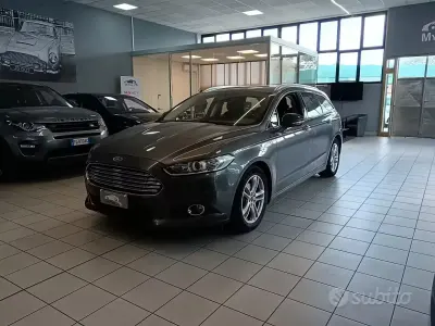 Begagnad Ford Mondeo 160 HK (117 kW) 2016 Grå Kombi