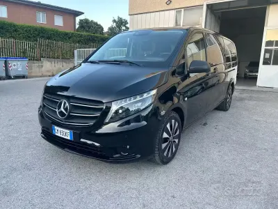 Occasion Mercedes Vito 190 ch (139 kW) 2023 Noir Van