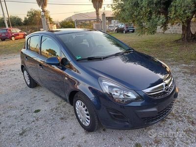 Usata Opel Corsa 85 CV (62 kW) 2014 Blu Berlina